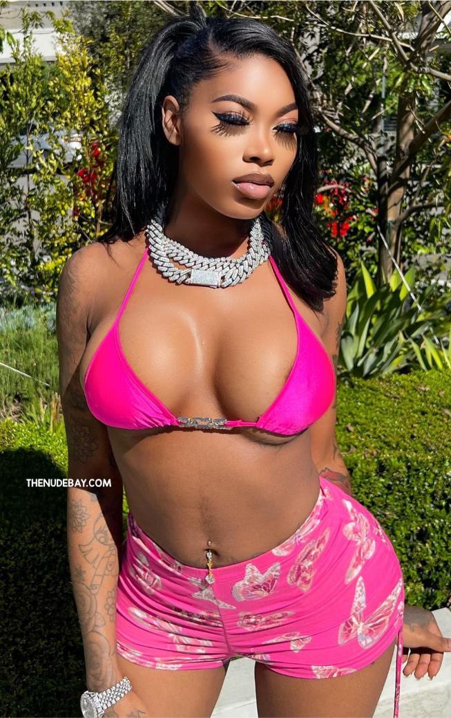 Asian Doll Nude 09